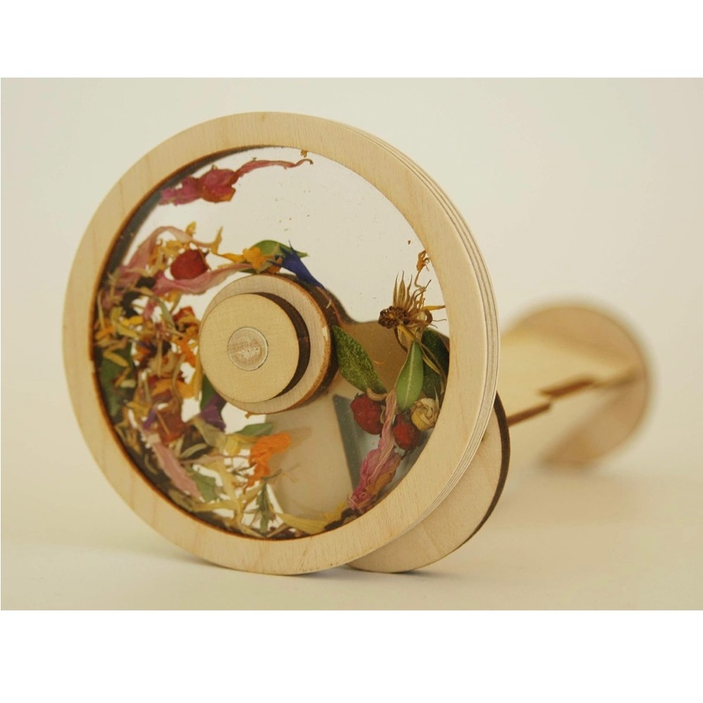 Happer Studio Kaleidoscope | Natural spring flowers | DIY |